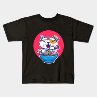 Cute cat eating ramen Kids T-Shirt